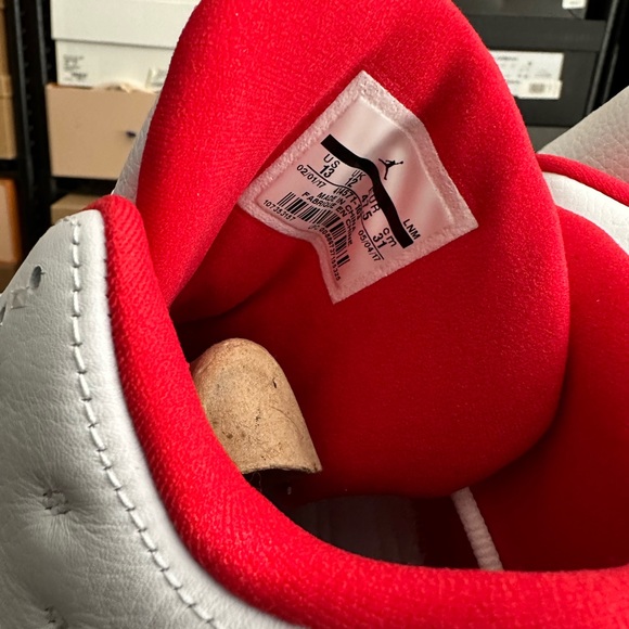 Air Jordan 13 Retro History of Flight 2017 - Picture 9 of 10